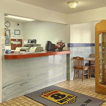 Super 8 By Wyndham Gallup Intérieur photo