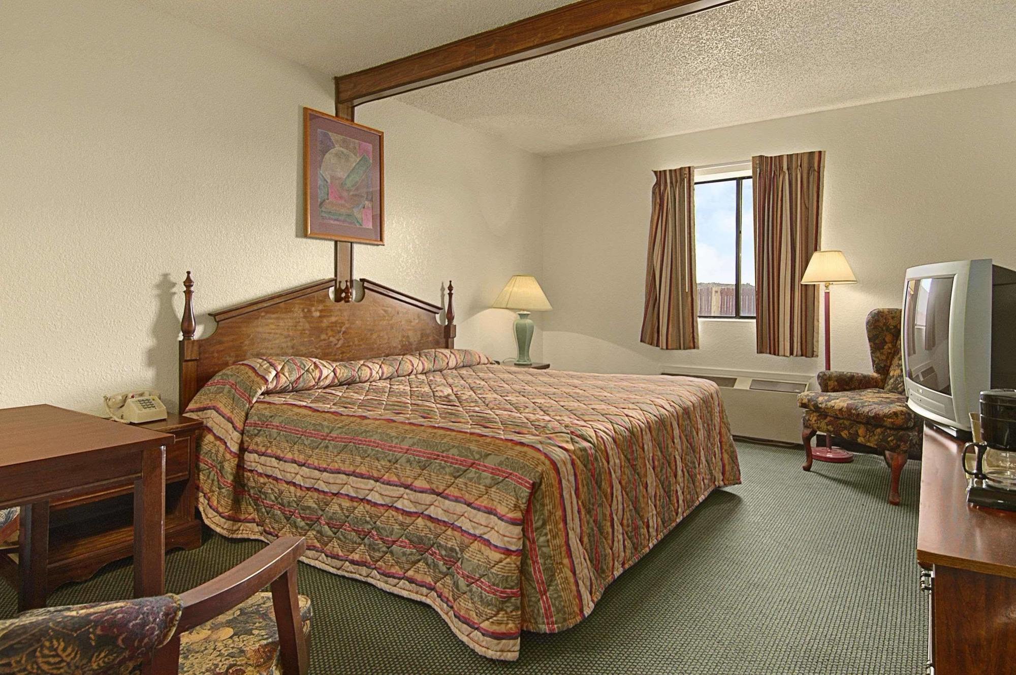 Super 8 By Wyndham Gallup Extérieur photo